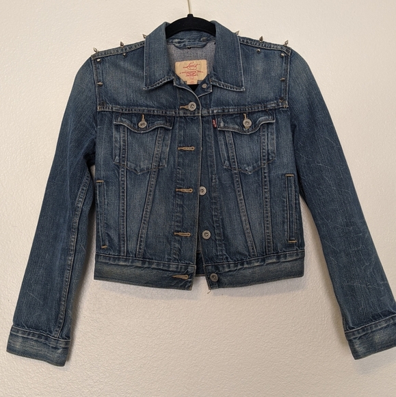 Levis jacket - Picture 3 of 10